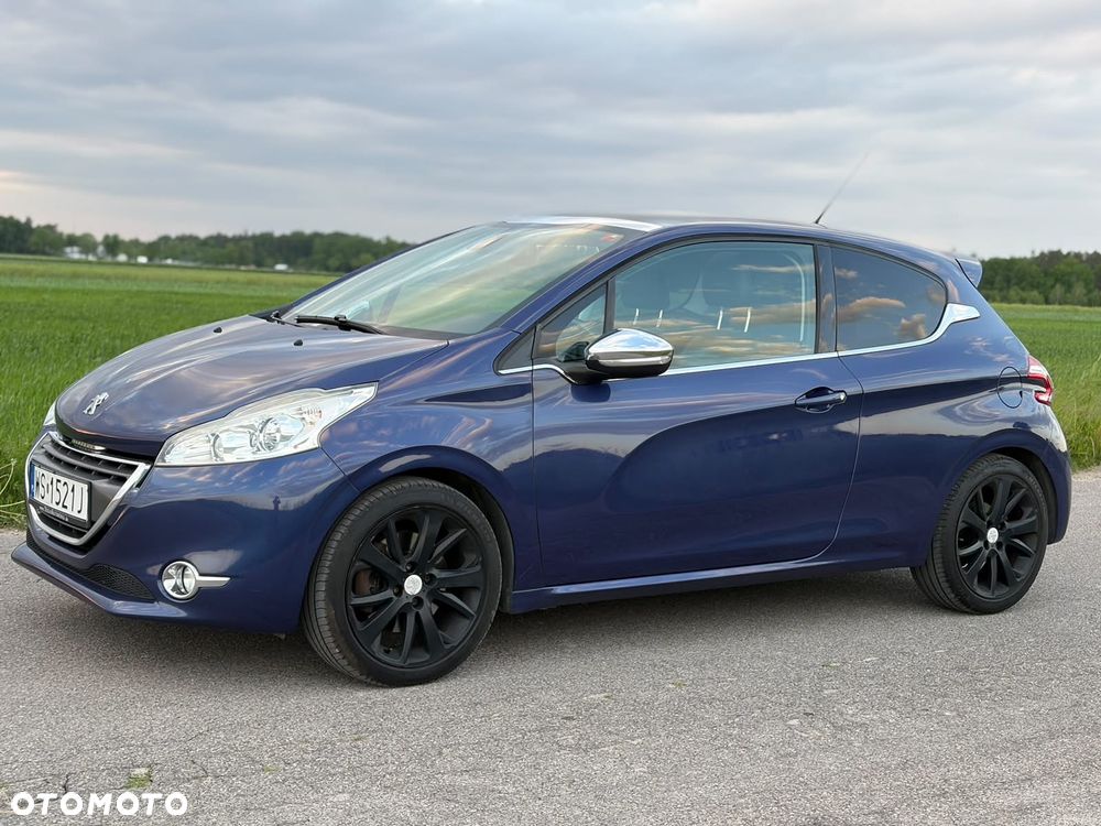 Peugeot 208 1.6 THP Allure - 4