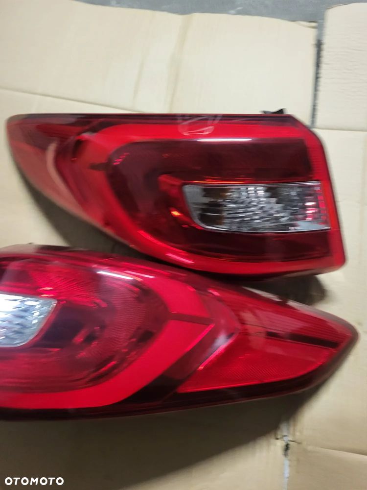 Hyundai sonata 2016 rok lampa tył - 3