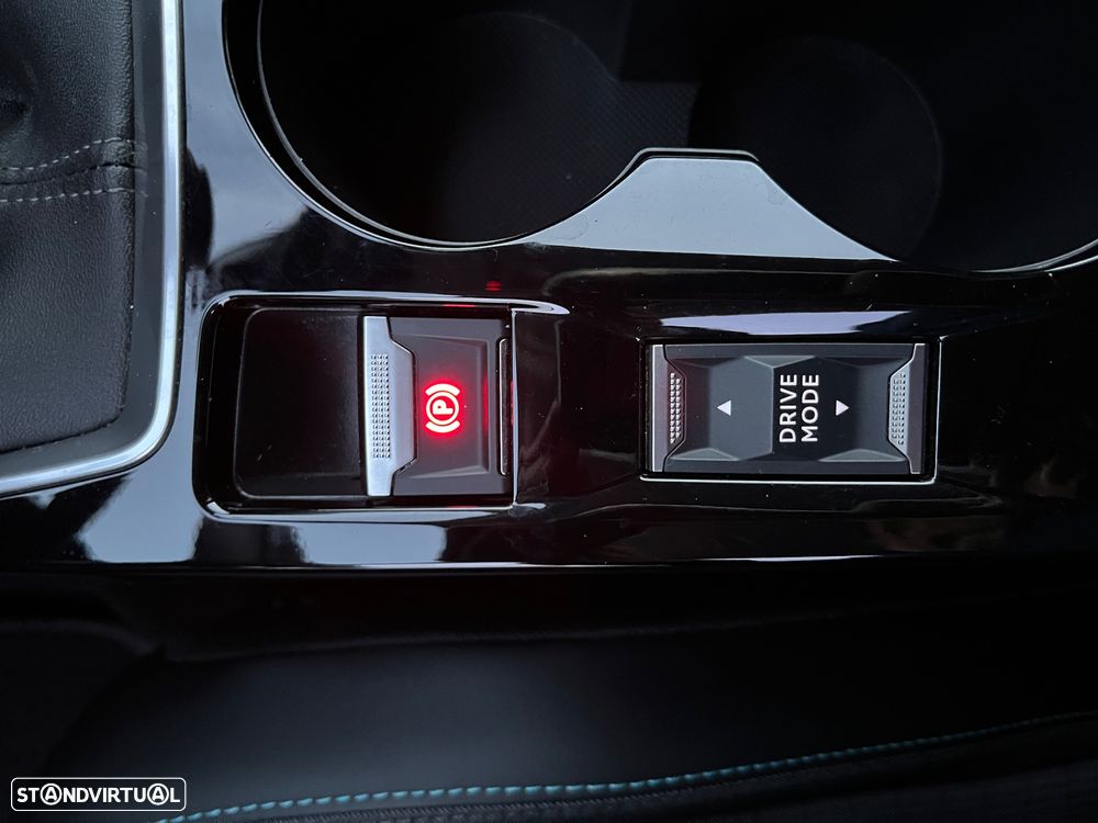 Peugeot 2008 PureTech 130 Allure - 17