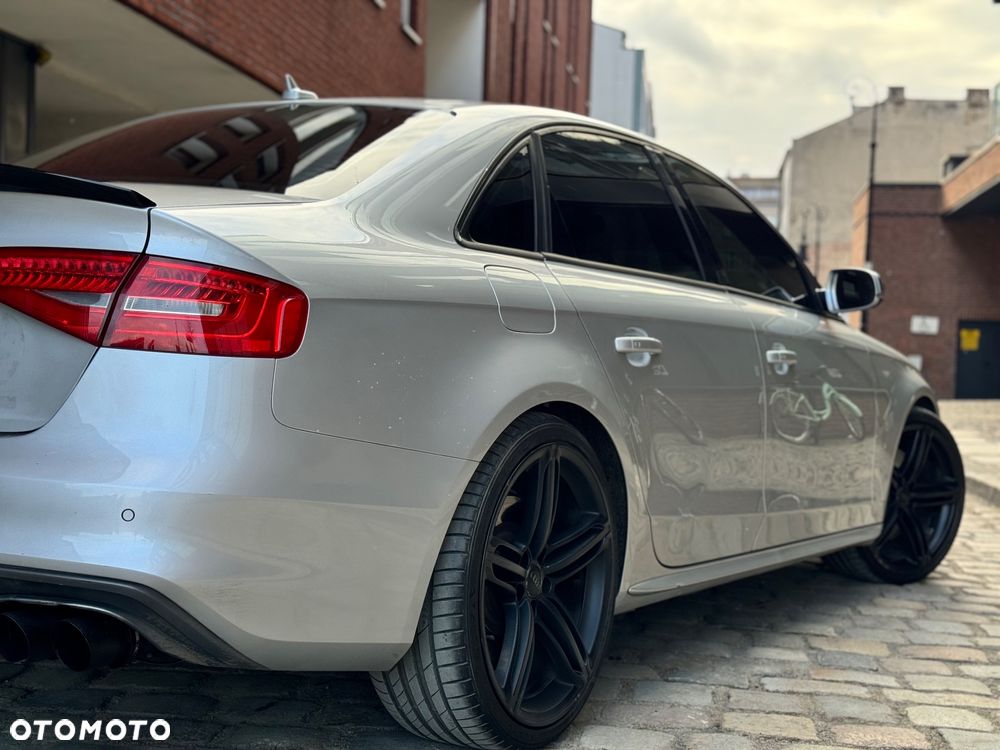 Audi S4 Limousine - 14