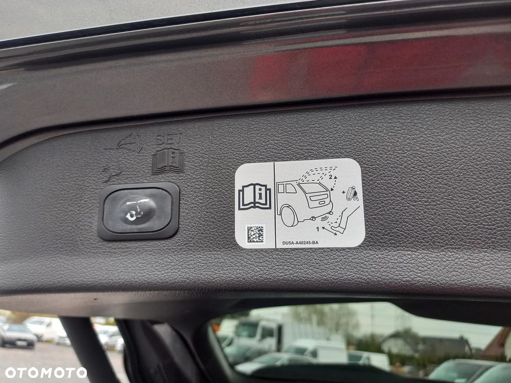 Ford Kuga 2.0 TDCi 4x4 ST-Line - 29