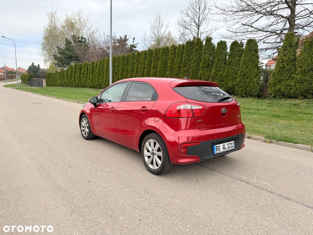 Kia Rio - 18