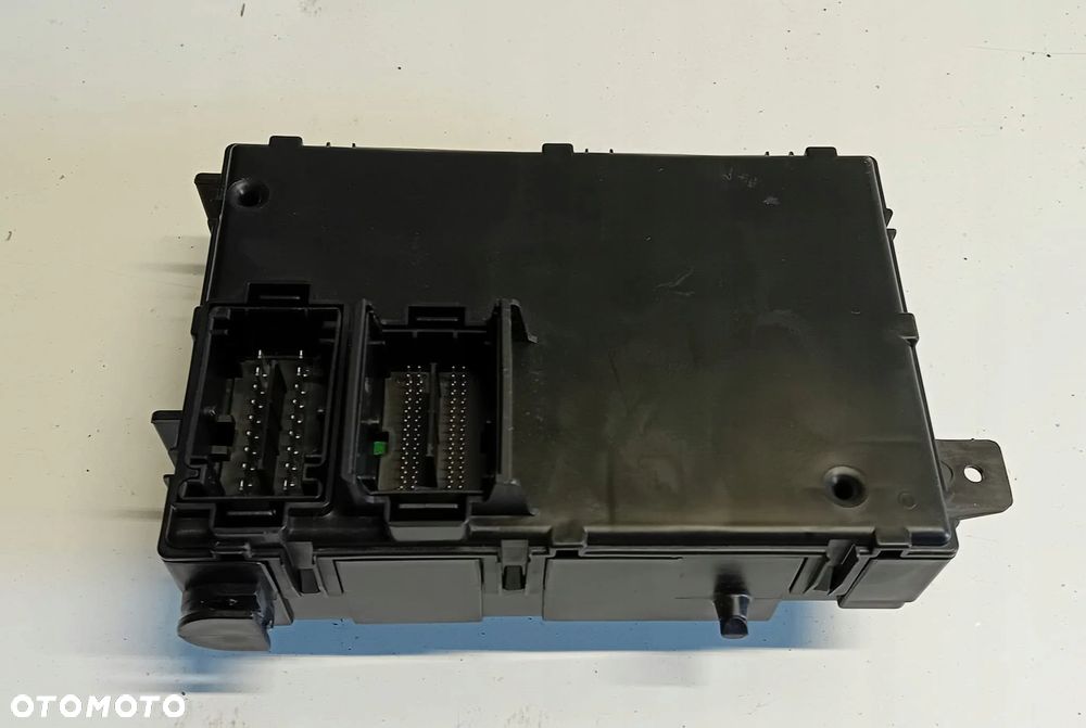 Skrzynka Bezpieczników Opel Meriva B 13410468 - 2