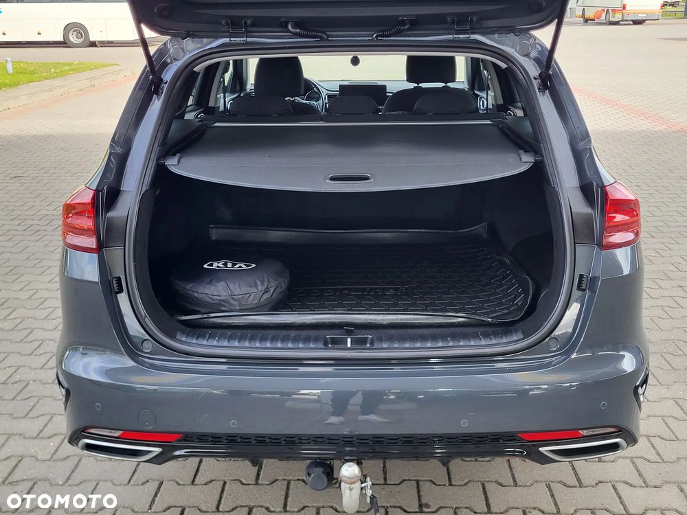 Kia Ceed 1.6 GDI PHEV XL DCT - 36