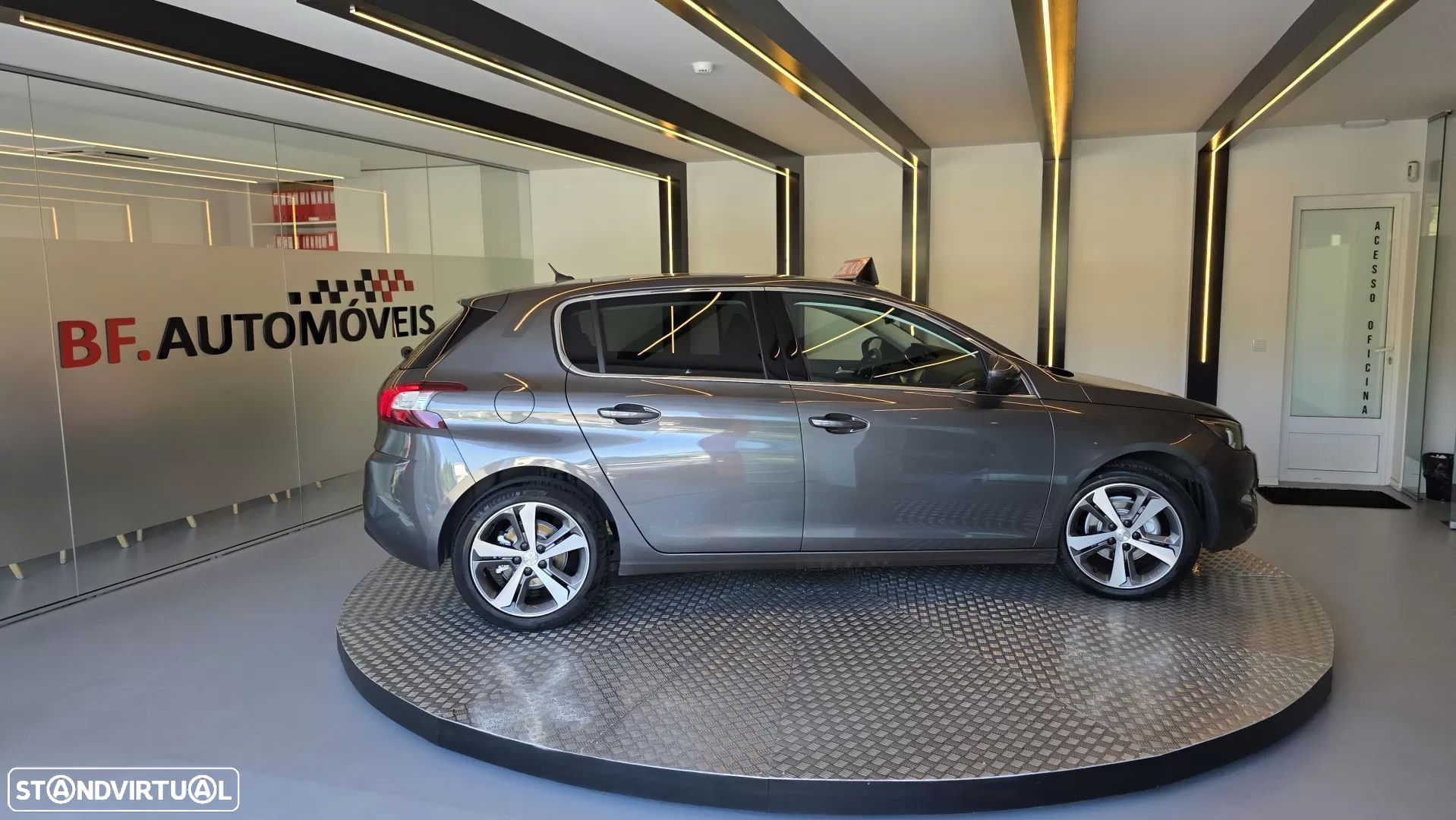 Peugeot 308 1.6 BlueHDi Allure J17 - 8