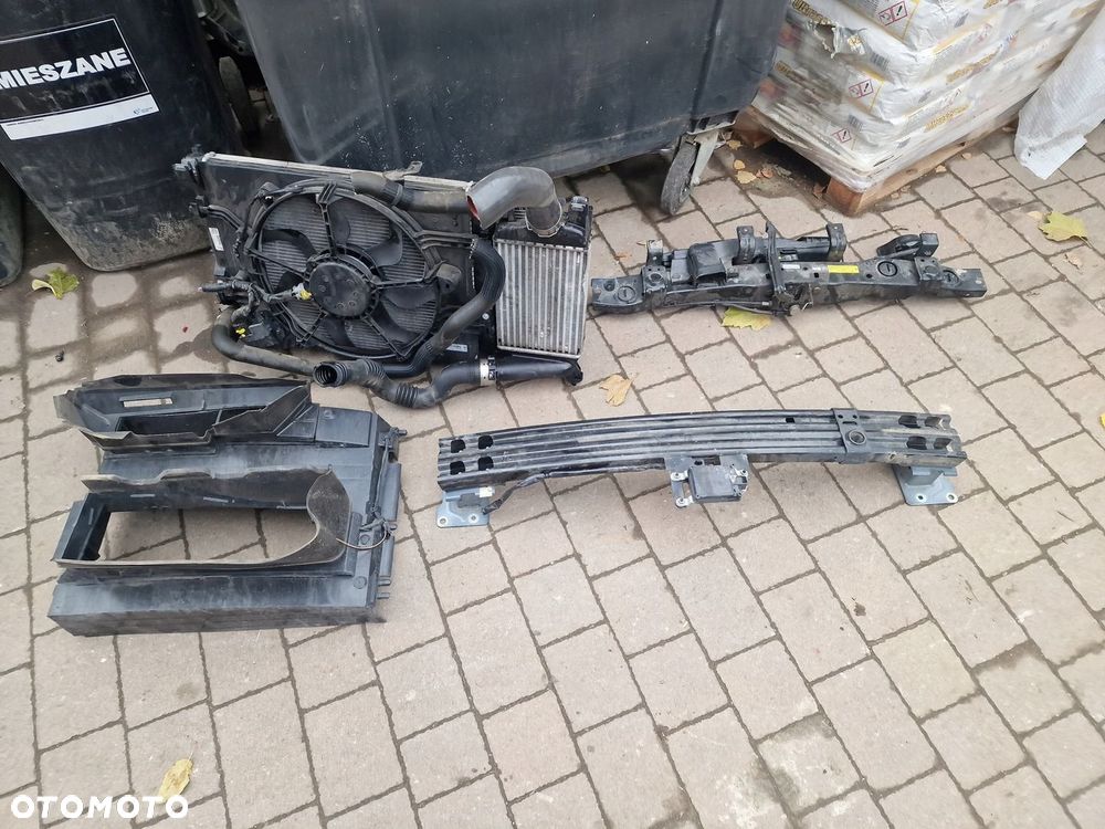 PAS PRZEDNI BELKA RADAR CHŁODNICA NISSAN MICRA K14 - 1