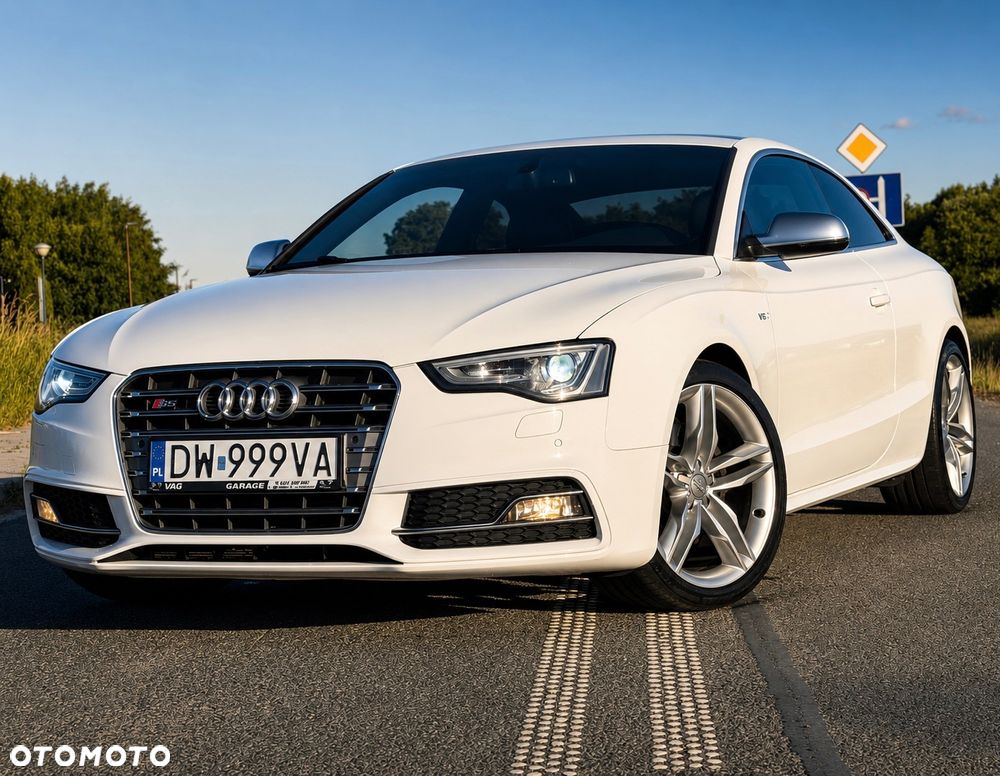 Audi S5 Coupé - 1