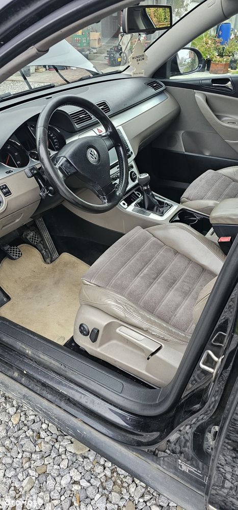 Volkswagen Passat - 6
