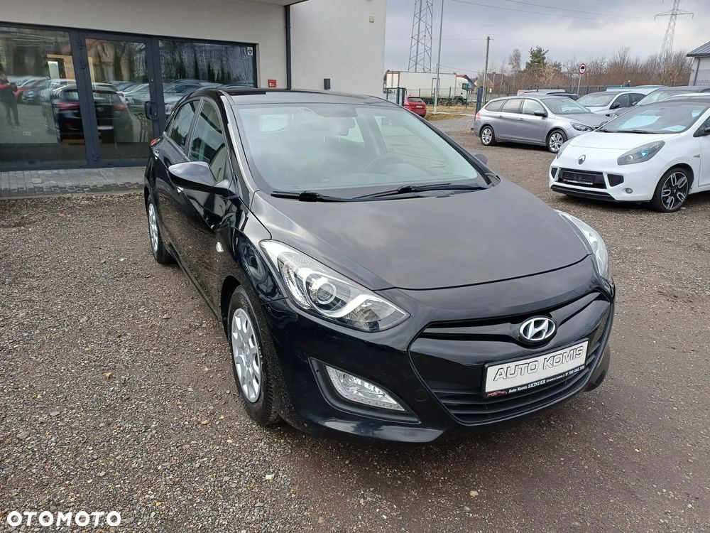Hyundai i30 1.4 Classic + - 9