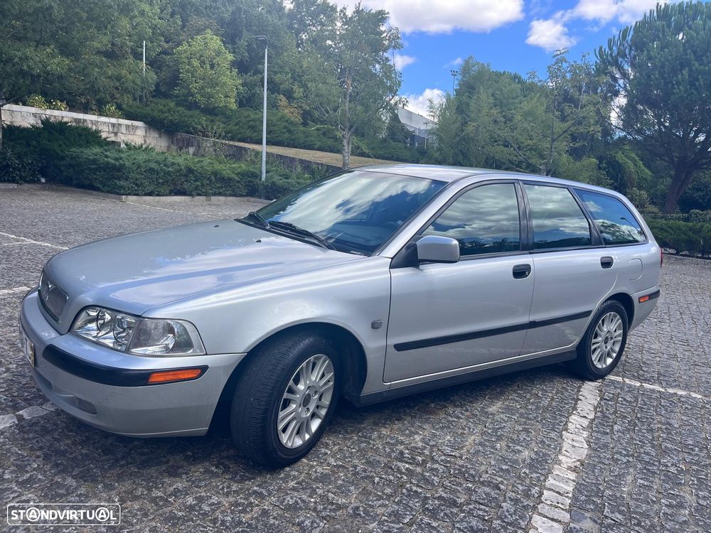 Volvo V40 1.6 Base - 1