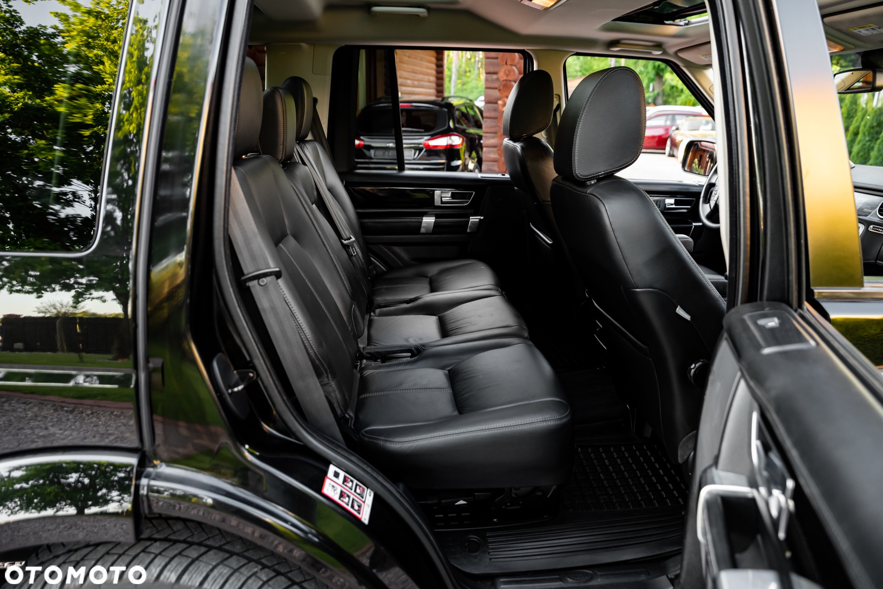 Land Rover Discovery SD V6 HSE - 22