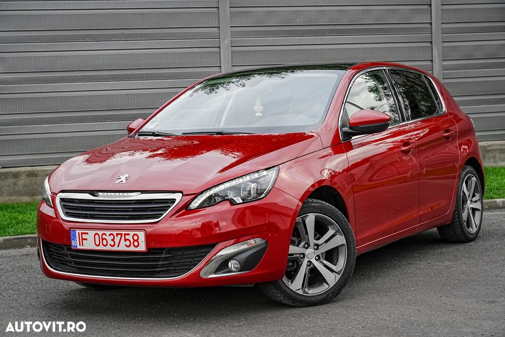Peugeot 308 1.2 L PureTech Turbo Allure Aut. - 1