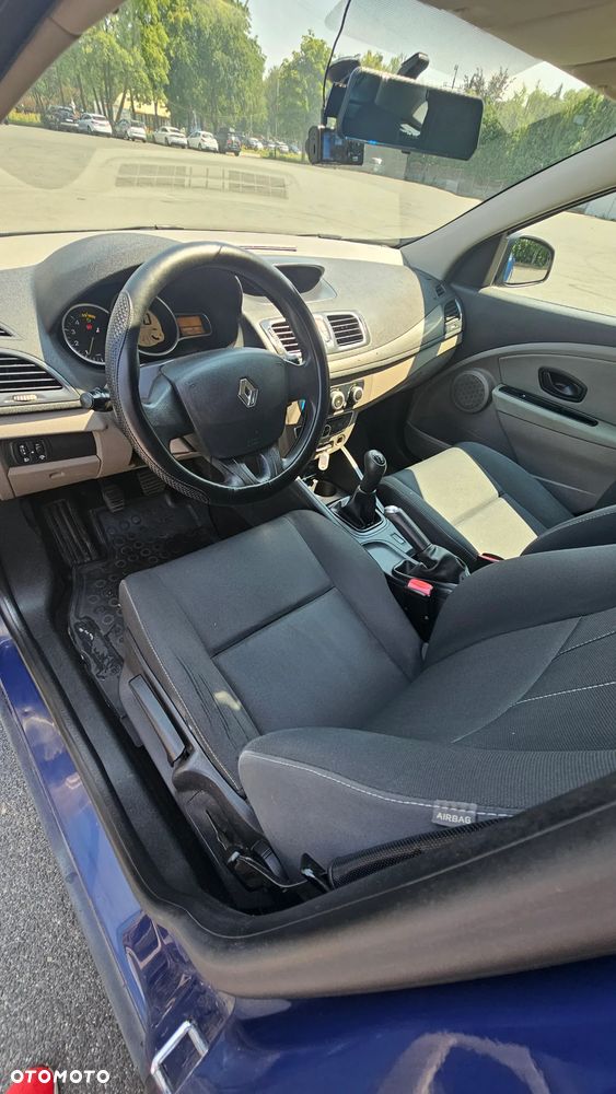 Renault Megane 1.5 dCi Authentique - 6