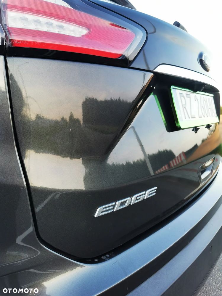 Ford Edge - 13