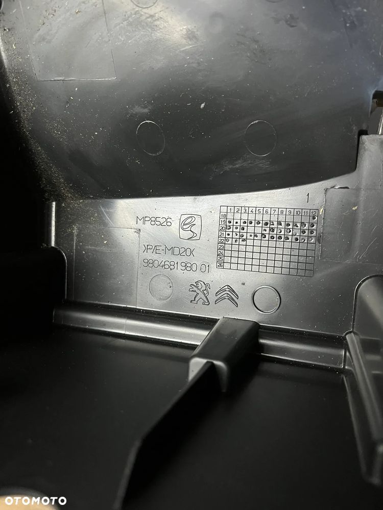 EXPERT III Jumpy III Vivaro IV Obudowa skrzynki BSI bezpieczników 9804681980 9678633380 - 4