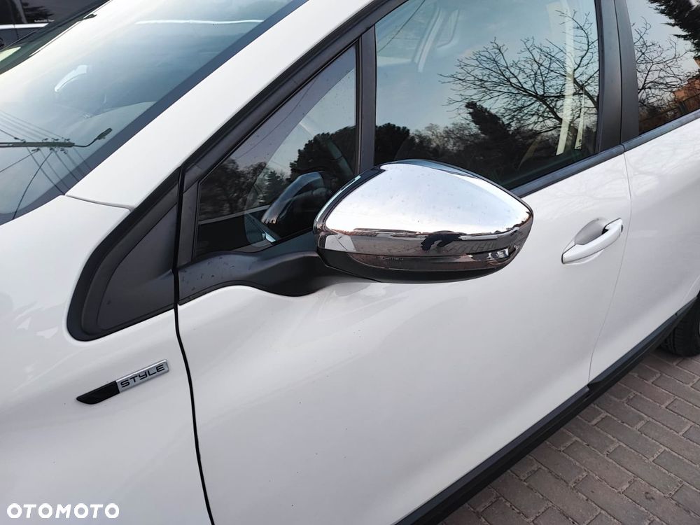 Peugeot 2008 BlueHDi 100 STOP & START Style - 2