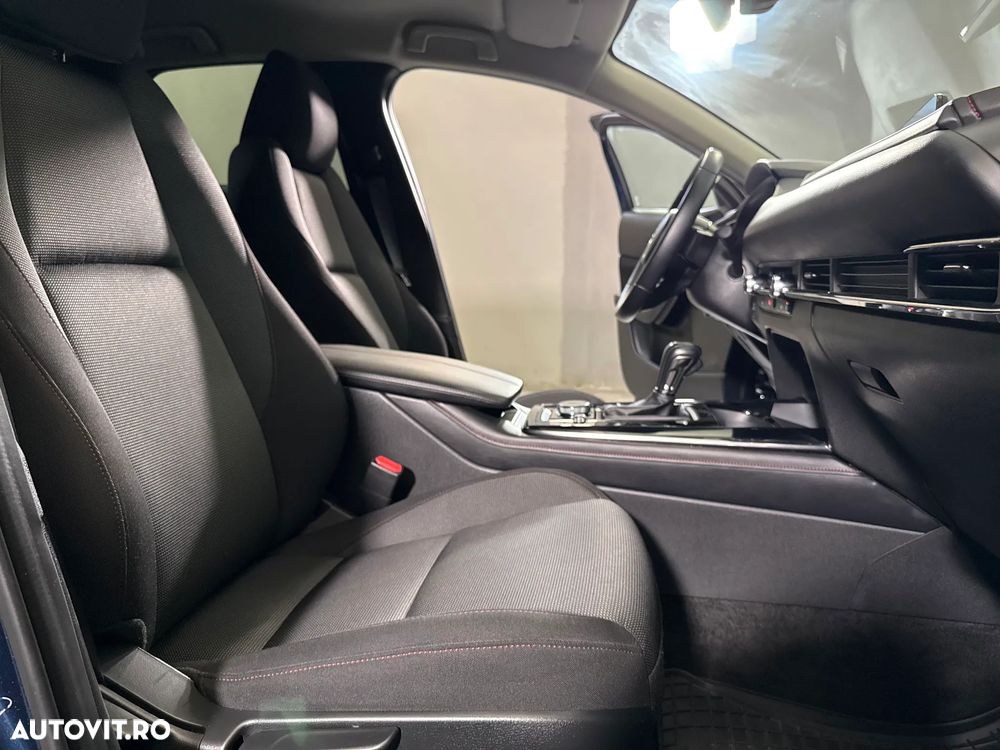 Mazda CX-30 - 12