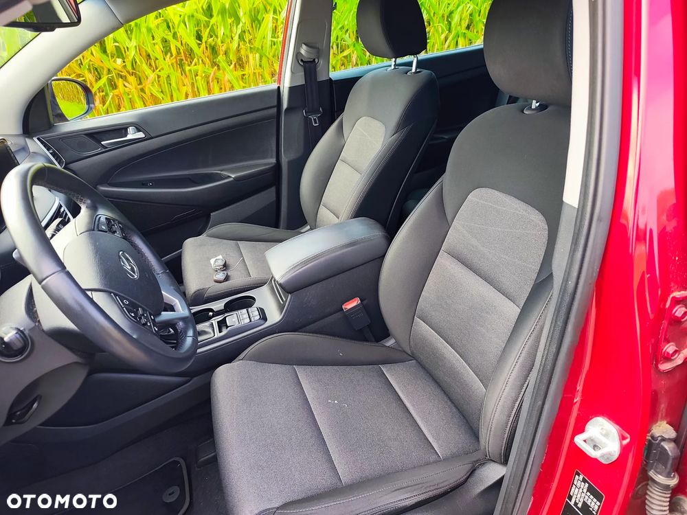 Hyundai Tucson blue 1.7 CRDi 2WD DCT Premium - 13