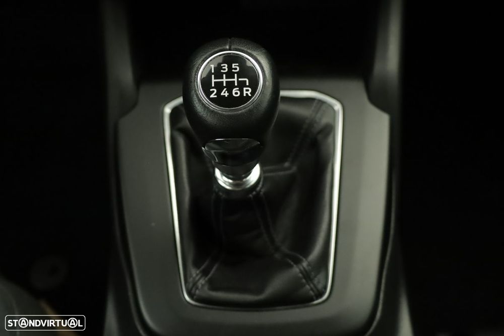 Ford Focus SW 1.0 EcoBoost MHEV Active - 12