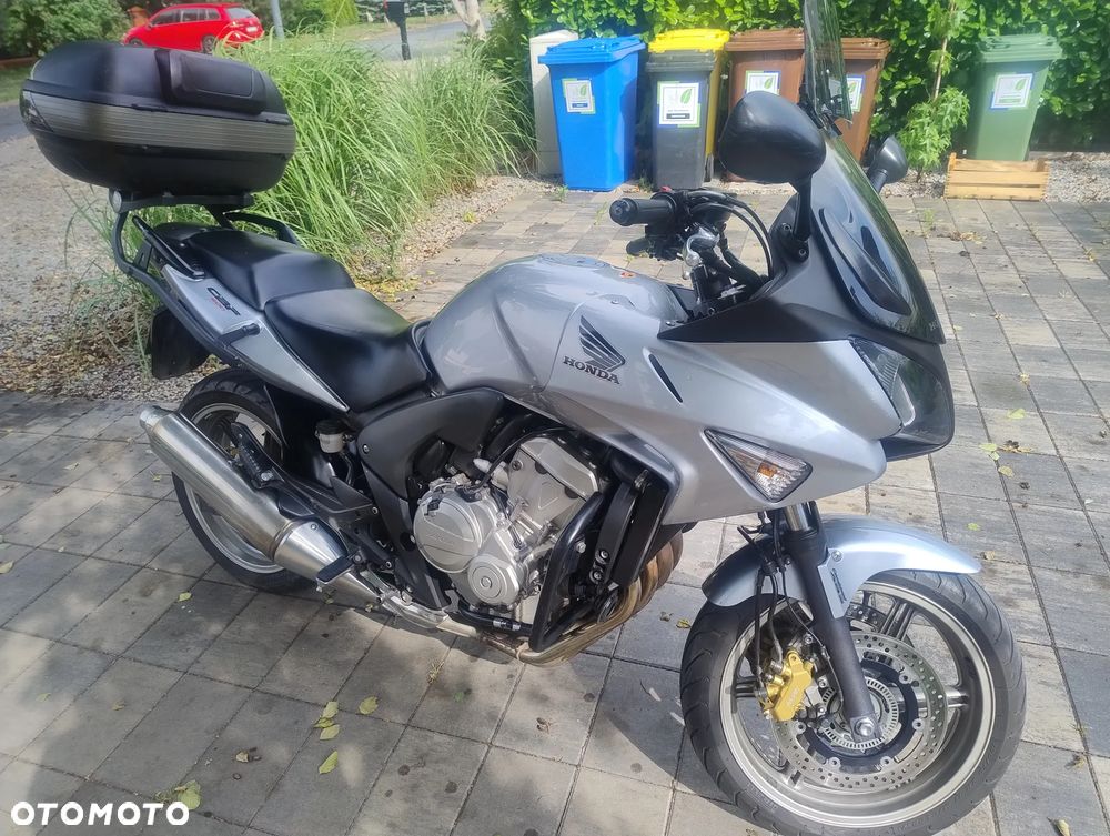 Honda CBF - 4
