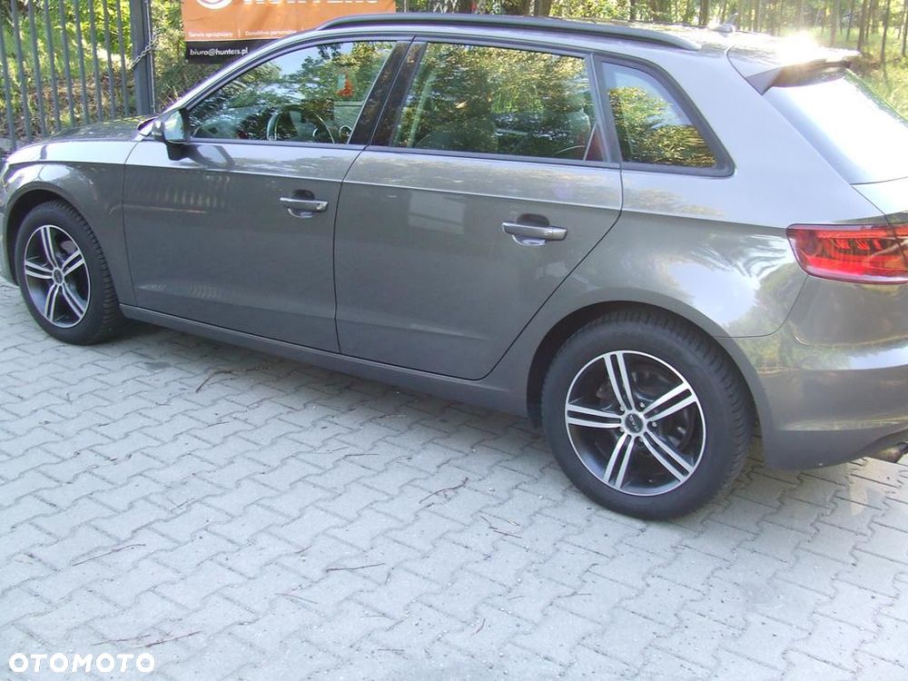 Audi A3 Sportback 1.4 TFSI Attraction - 4