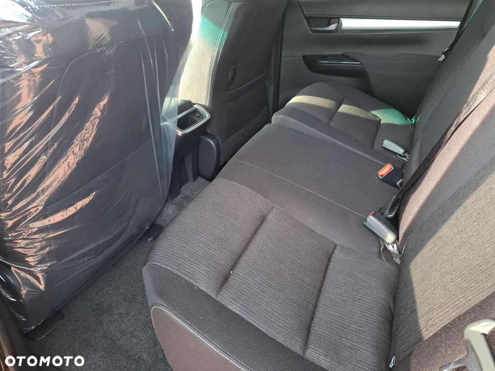 Toyota Hilux 2.8 D-4D mHEV Double Cab Executive 4x4 - 12