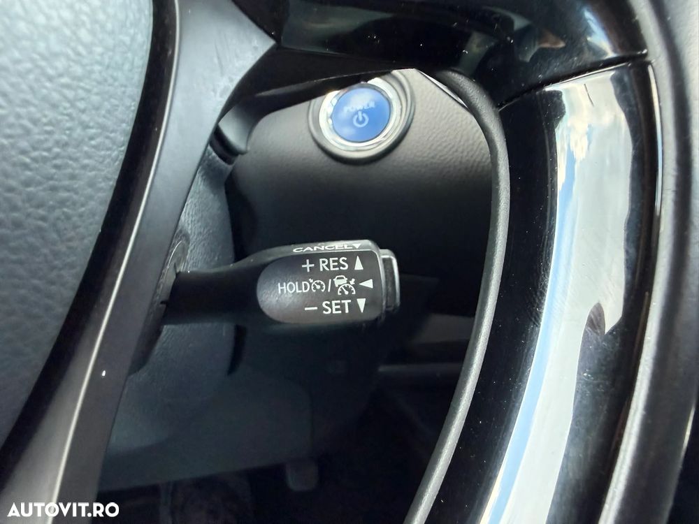 Toyota C-HR Flow - 33