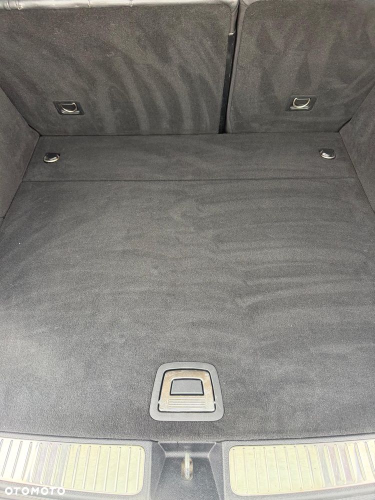 Mercedes-Benz GLK 320 CDI DPF 4Matic 7G-TRONIC - 22
