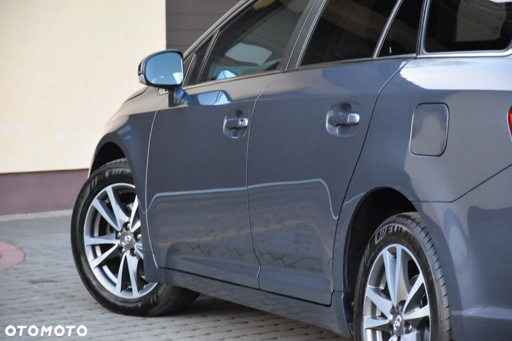 Toyota Avensis 1.8 Edition - 10