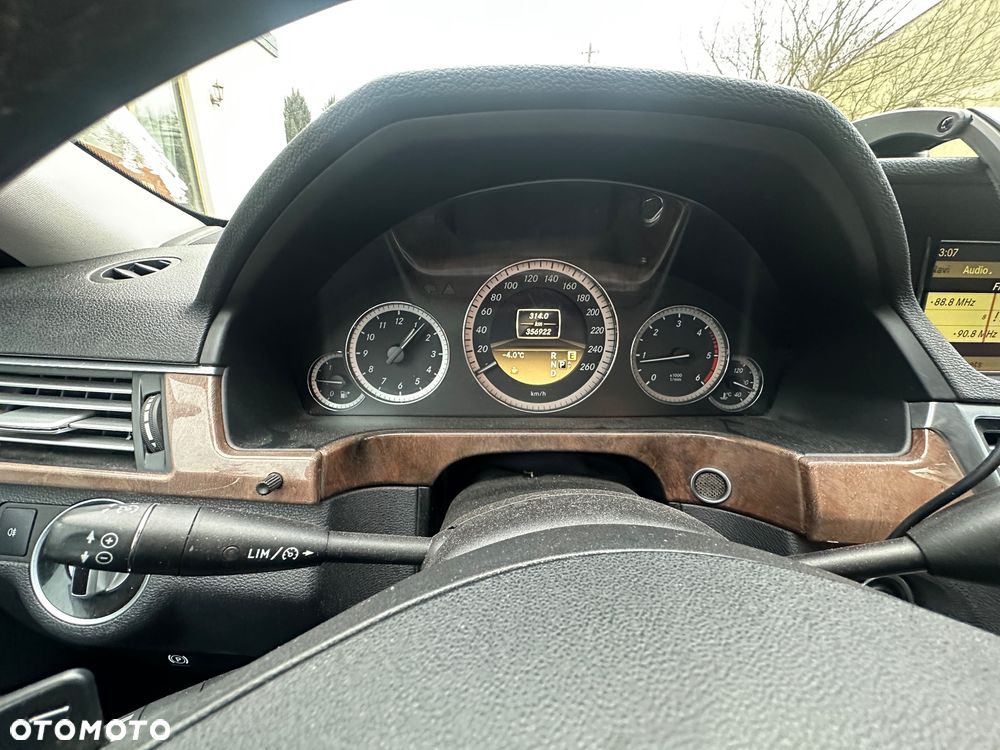 Mercedes-Benz Klasa E 250 CDI 4-Matic BlueEff Elegance - 7