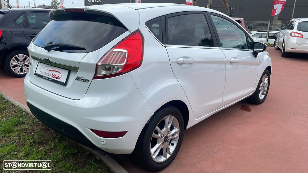 Ford Fiesta 1.0 EcoBoost S&S TITANIUM - 7