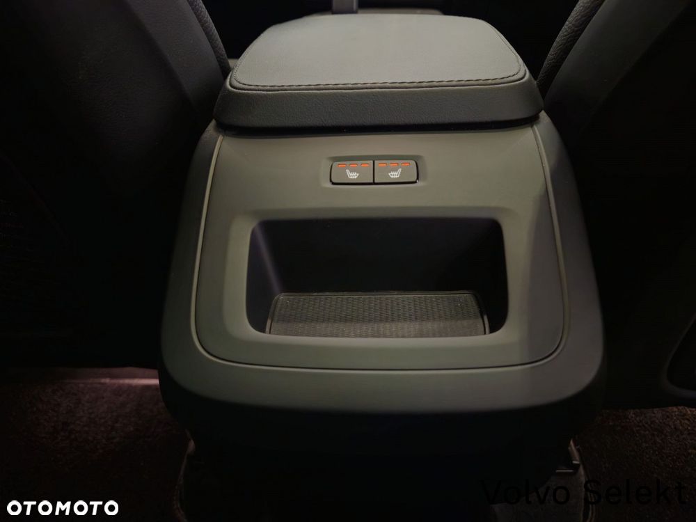 Volvo XC 90 - 32