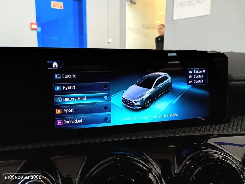 Mercedes-Benz A 250 e - 36