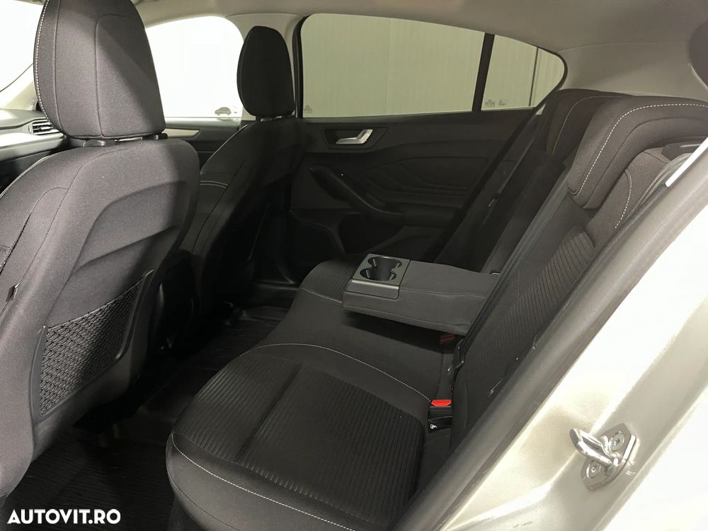 Ford Focus 1.5 EcoBlue Titanium - 12