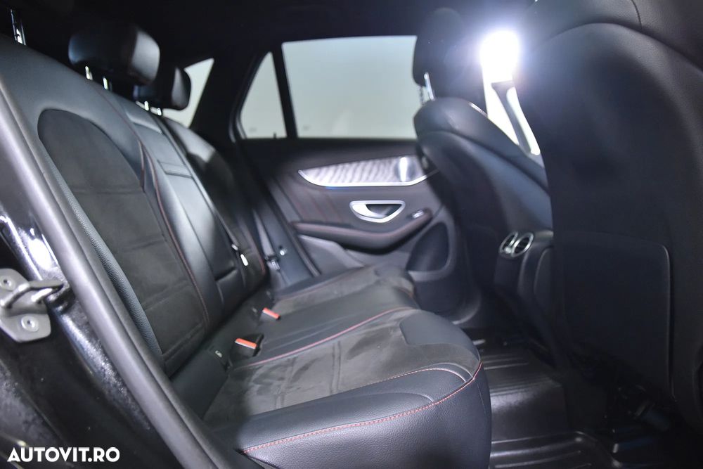 Mercedes-Benz GLC ver-43-amg-4matic - 12