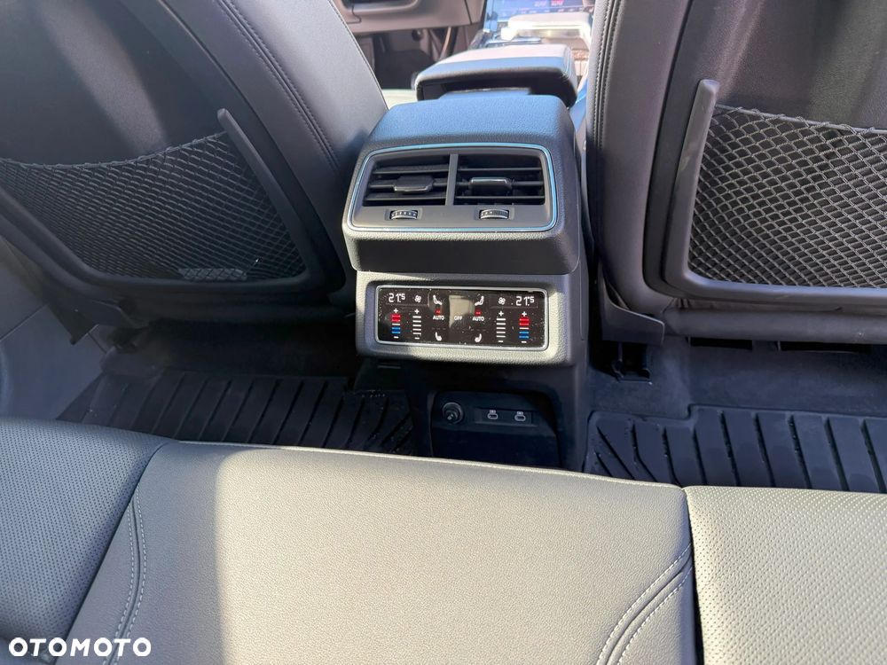 Audi e-tron Sportback 55 quattro S line - 17