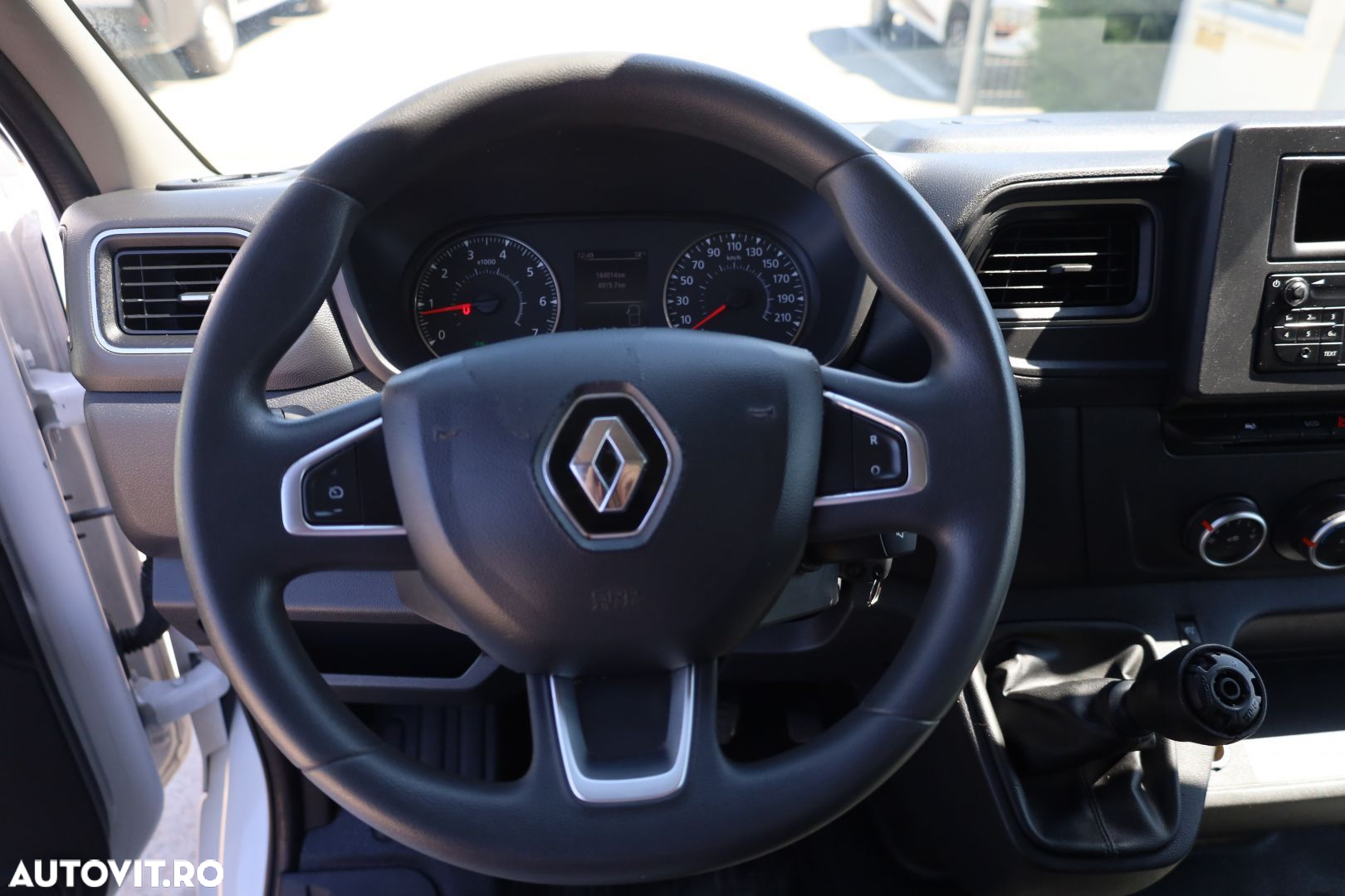 Renault Master - 15