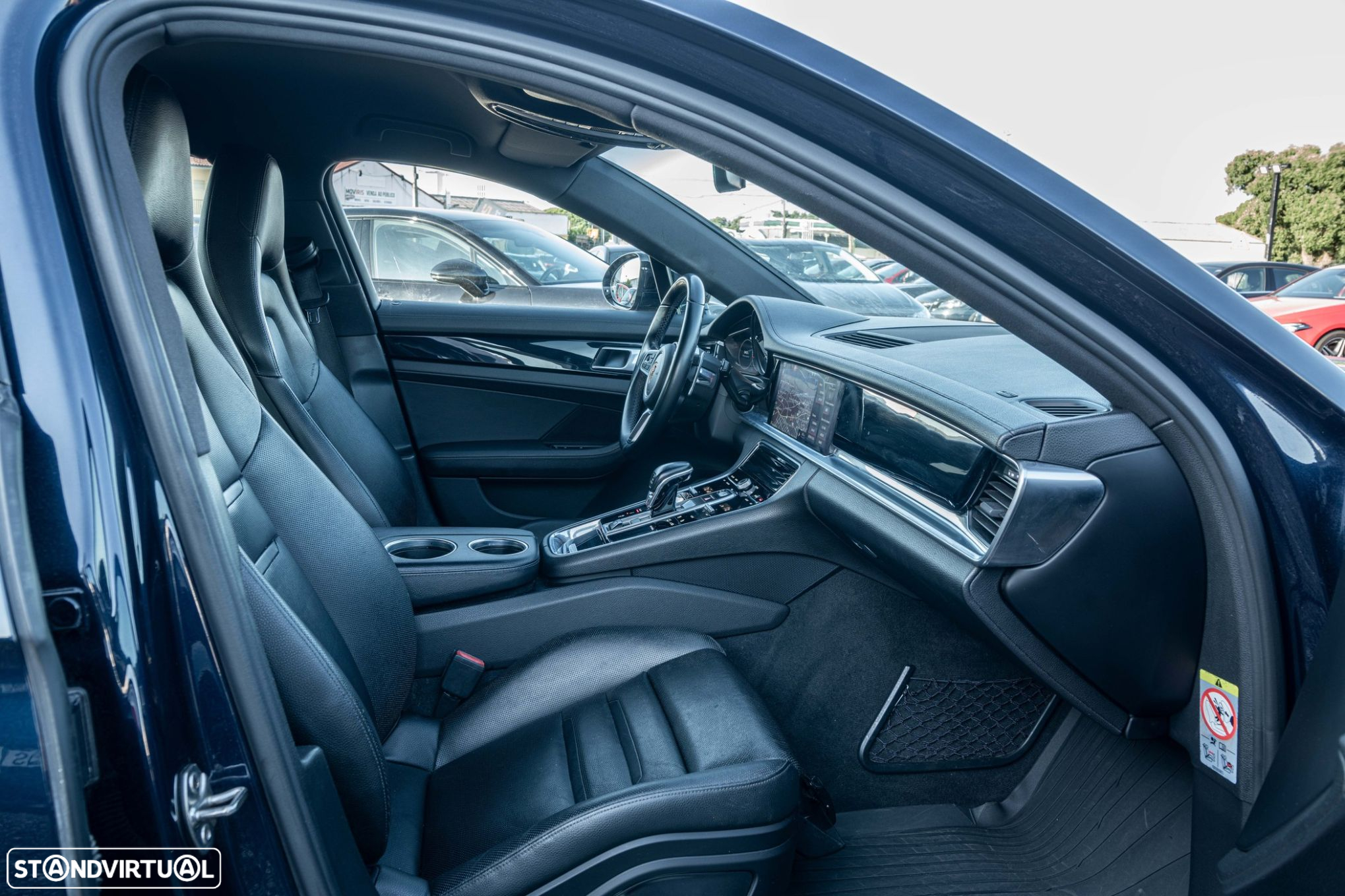 Porsche Panamera 4 Executive - 8