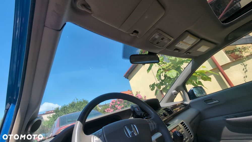 Honda FR-V - 7