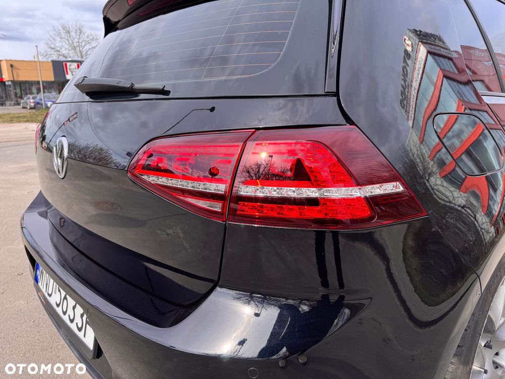 Volkswagen Golf GTI (BlueMotion Technology) DSG Performance - 6