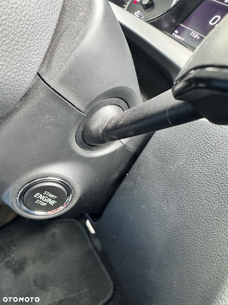 Skoda RAPID 1.0 TSI Monte Carlo - 29