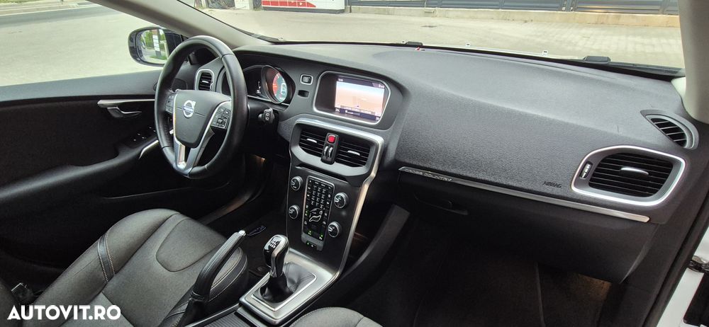 Volvo V40 D3 - 27