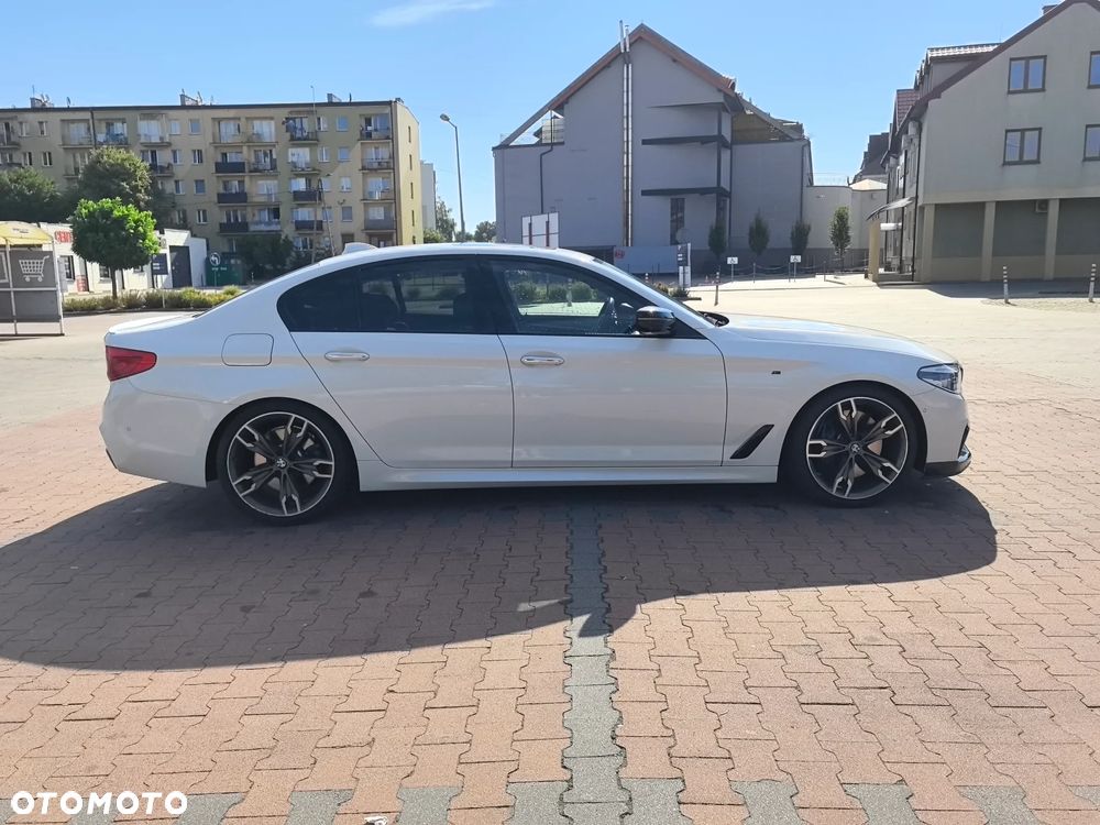 BMW Seria 5 M550i xDrive sport - 5