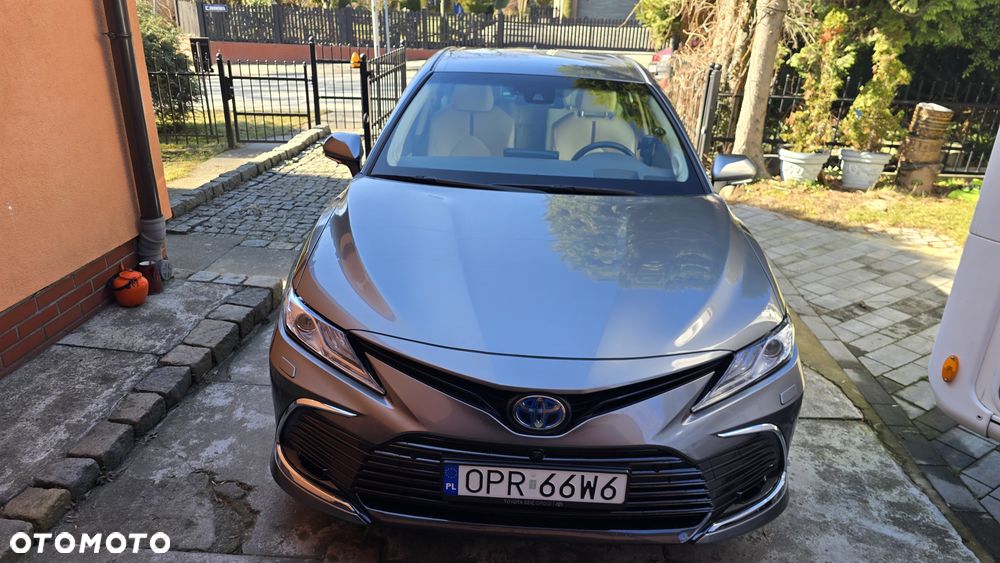 Toyota Camry 2.5 Hybrid Executive CVT - 3
