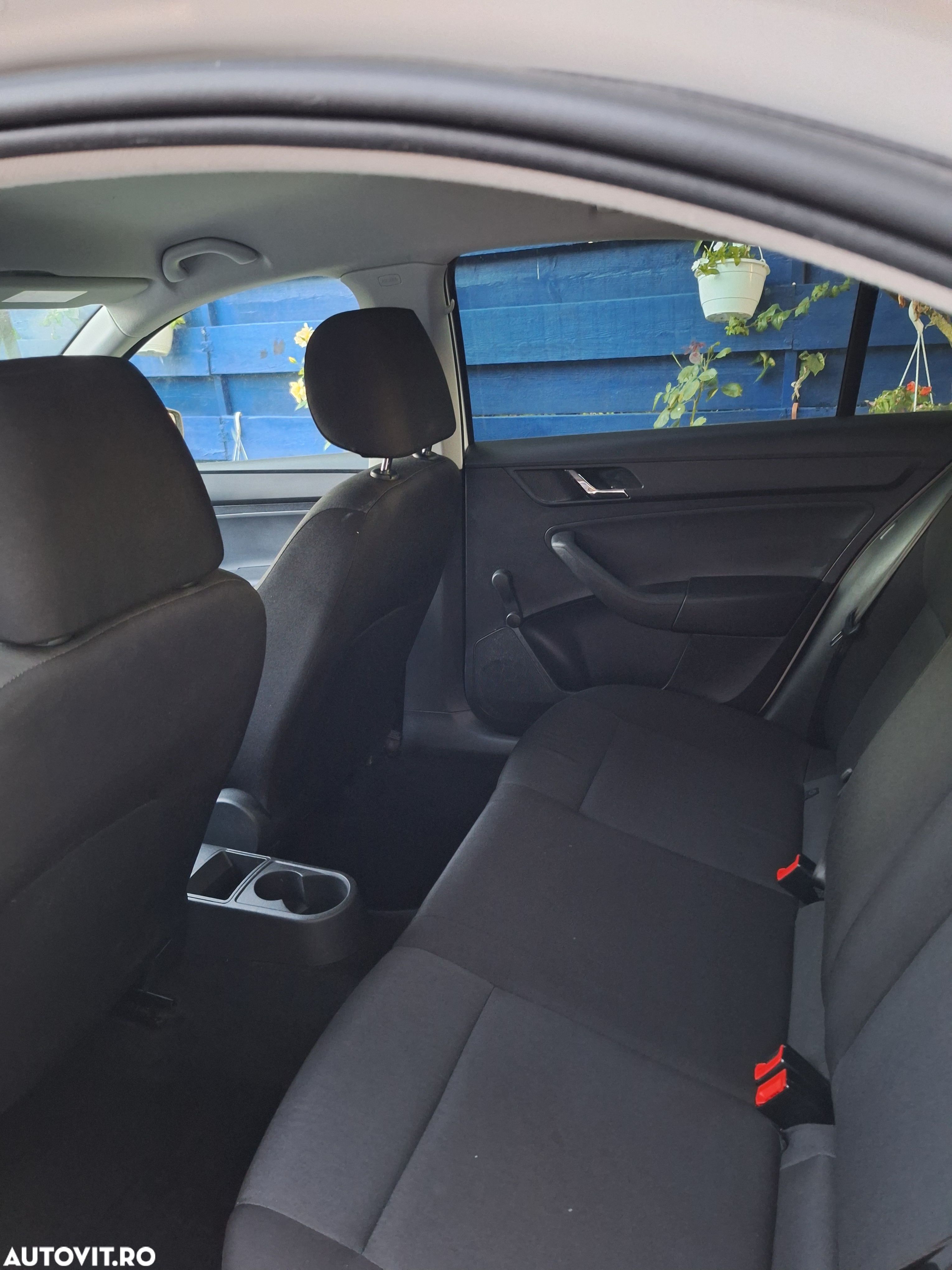Skoda RAPID Spaceback 1.4 TDI Ambition - 4
