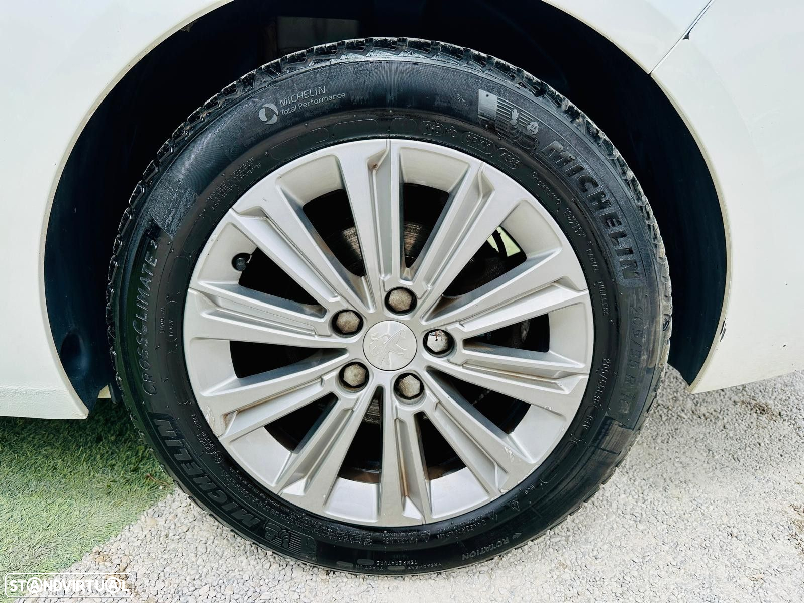 Peugeot 308 SW 1.2 PureTech Allure EAT8 - 9