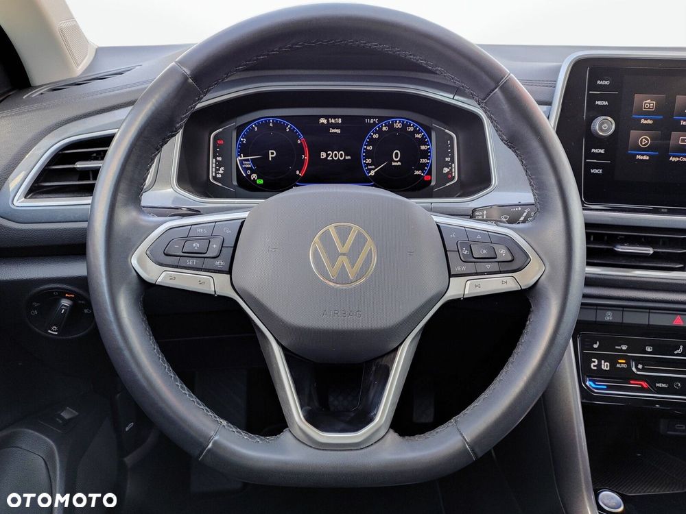 Volkswagen T-Roc - 30