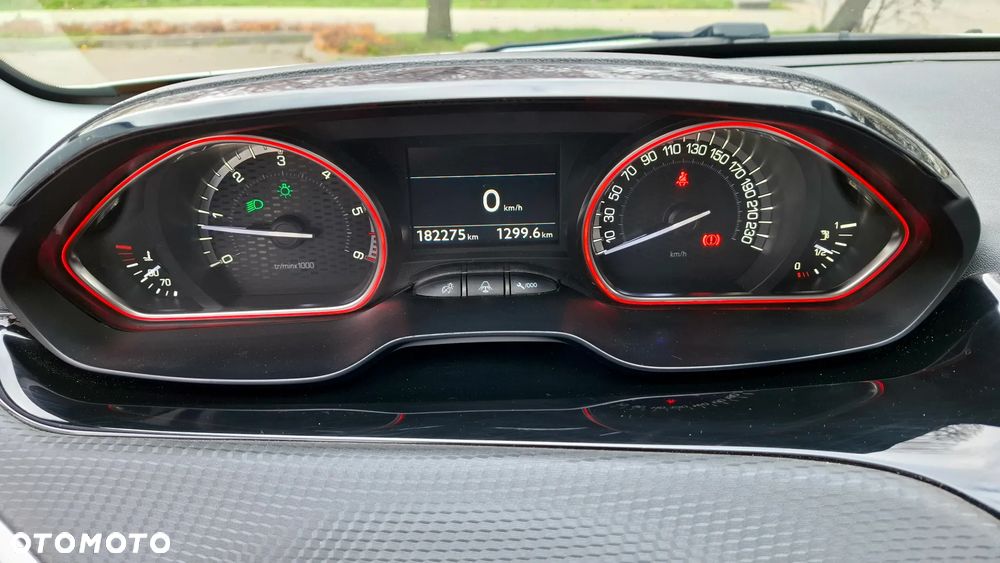 Peugeot 2008 BlueHDi FAP 120 STOP & START GT-Line Edition - 8