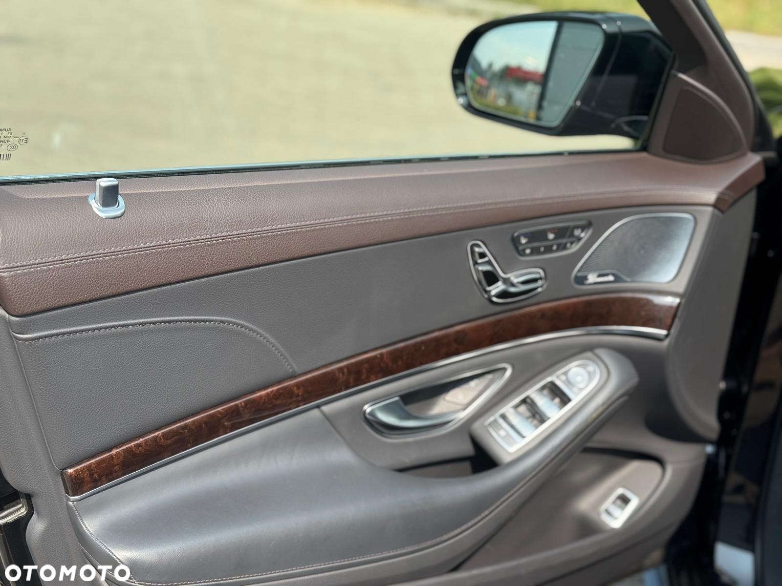 Mercedes-Benz Klasa S 560 4-Matic 9G-TRONIC - 33