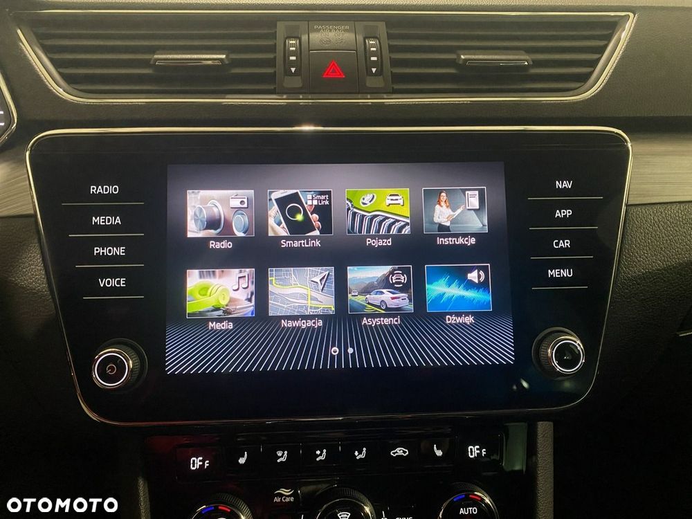 Skoda Superb 2.0 TDI SCR Style DSG - 20